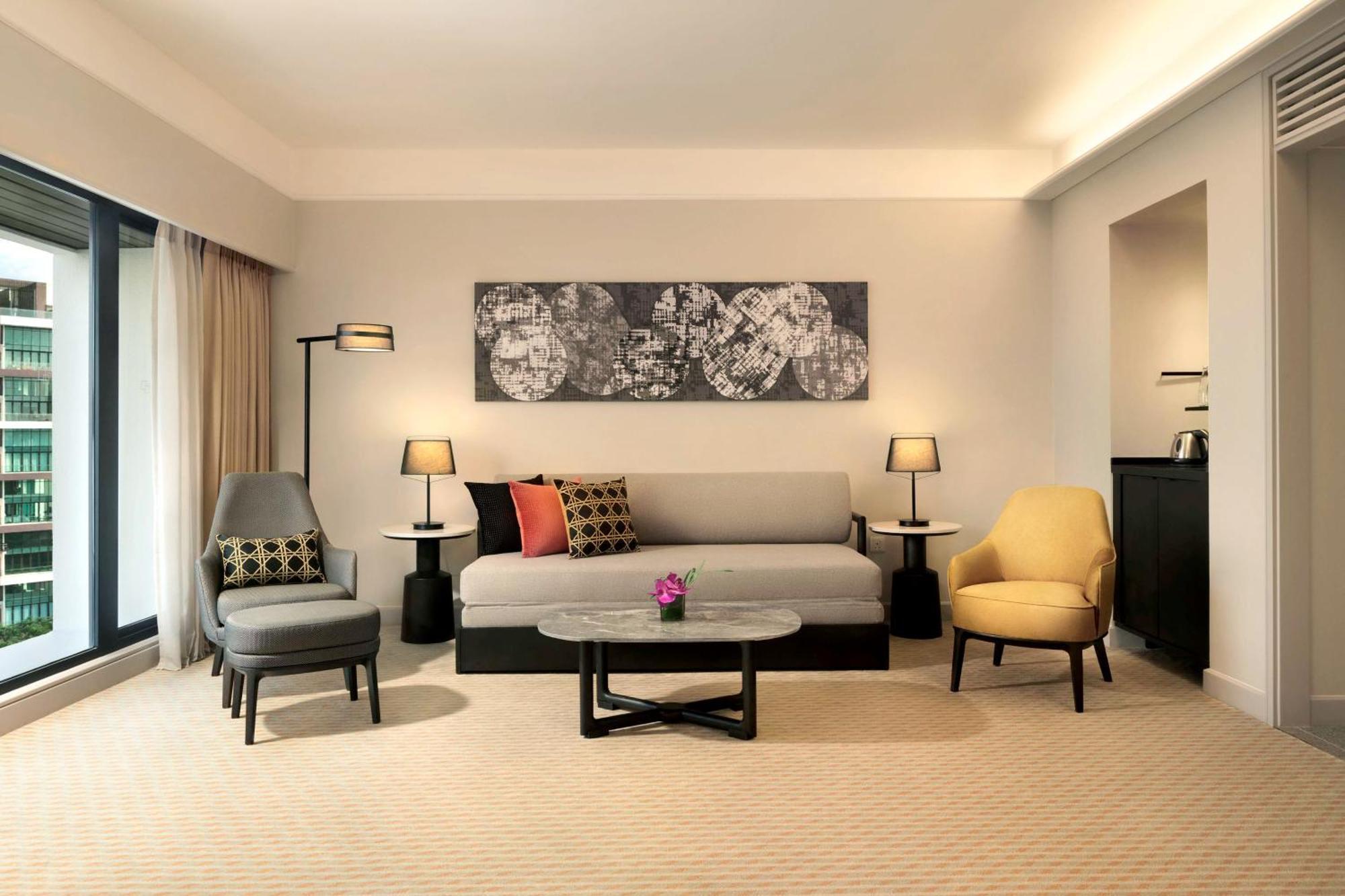 Hilton Kuching Hotel Esterno foto